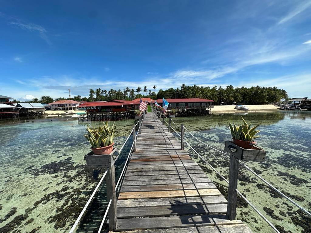 Mabul Backpackers Lejlighed Mabul Island Eksteriør billede