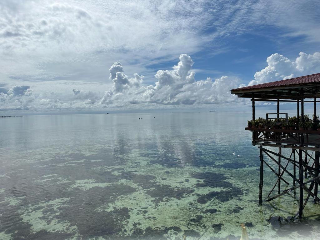 Mabul Backpackers Lejlighed Mabul Island Eksteriør billede