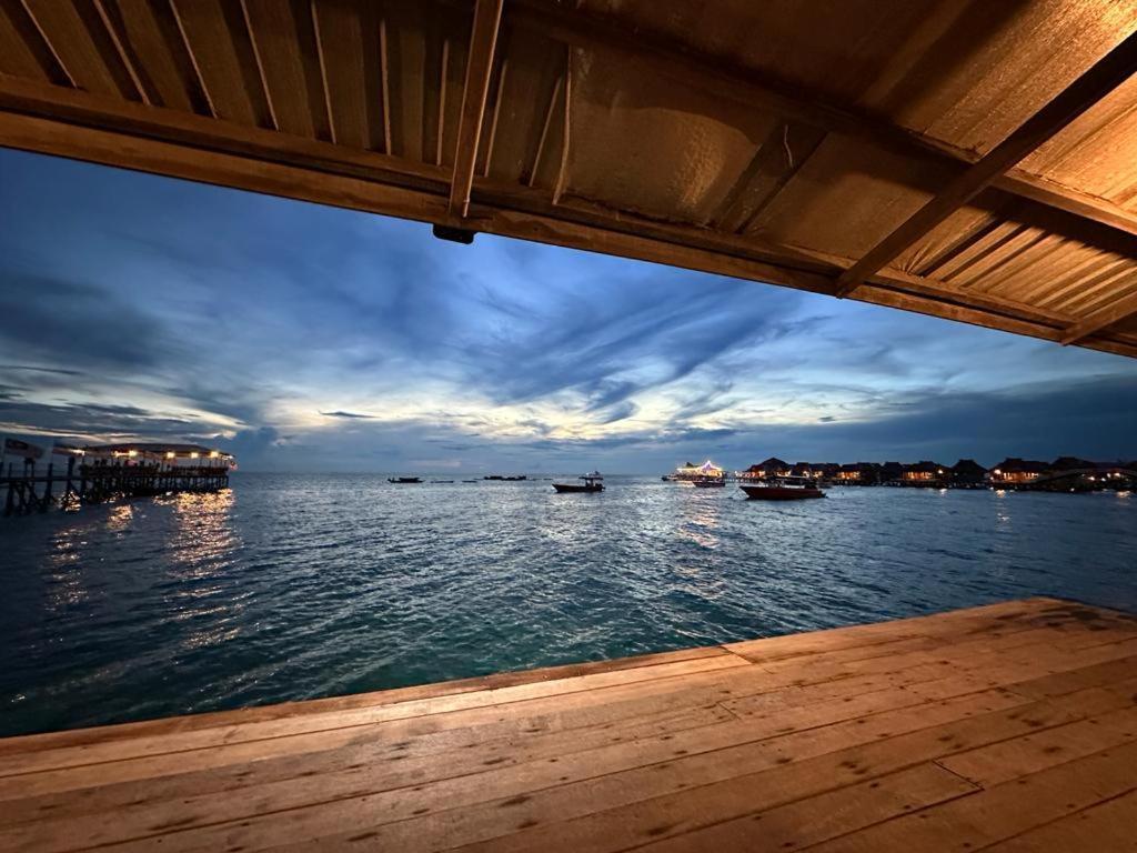 Mabul Backpackers Lejlighed Mabul Island Eksteriør billede