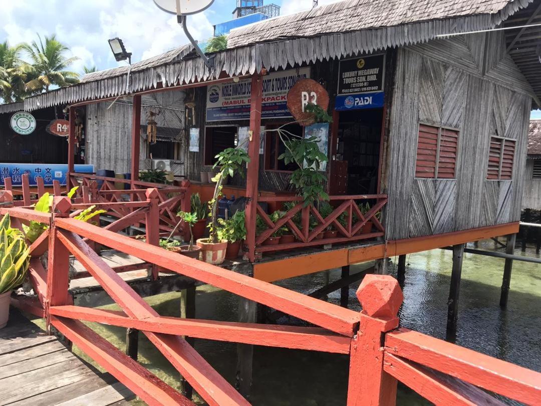 Mabul Backpackers Lejlighed Mabul Island Eksteriør billede